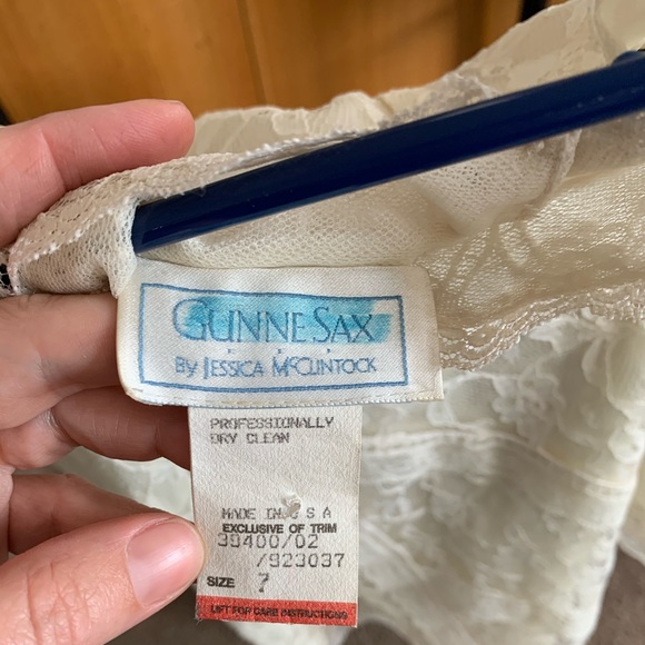 Vintage 1970’s Gunne Sax by Jessica McClintock - Picture 3 of 6